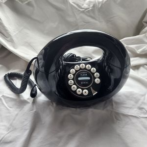 Black Doughnut Phone